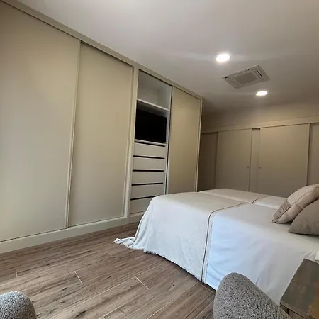 Nova Aguieira - Acceso Directo Playa Apartment *